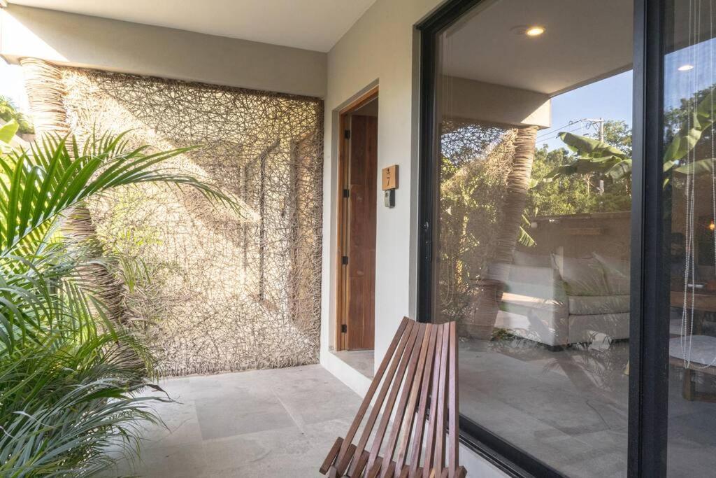 New 1 Bedroom - *